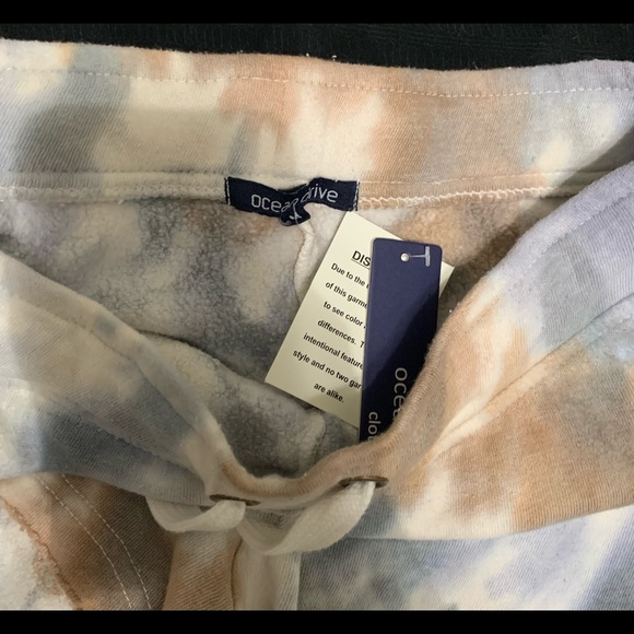 TYE DYE BURNOUT SHORT M - Picture 3 of 3